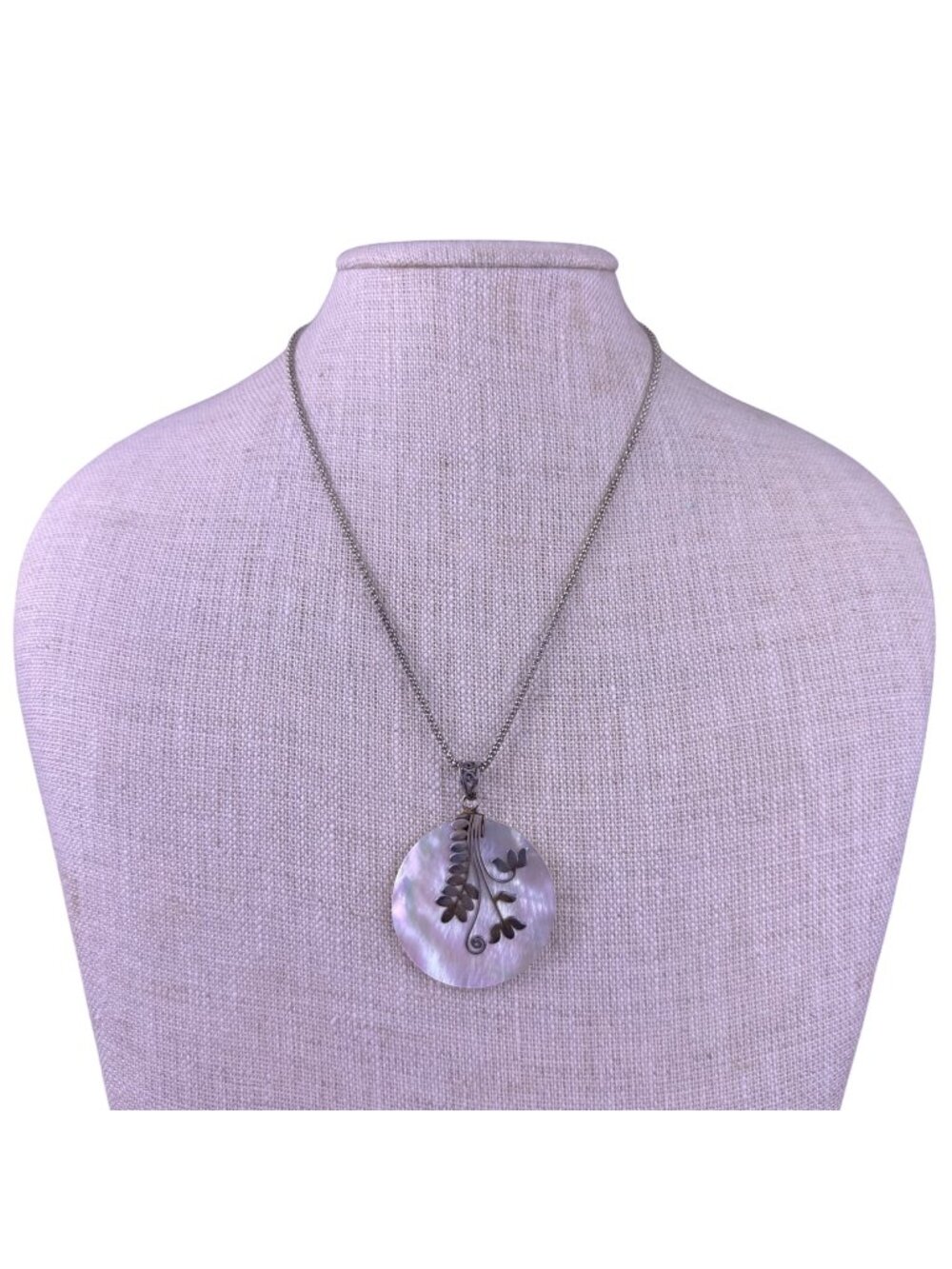 Vintage ATI Silver 925 Womens White Mother Of Pearl Floral Pendant Necklace - Picture 1 of 6